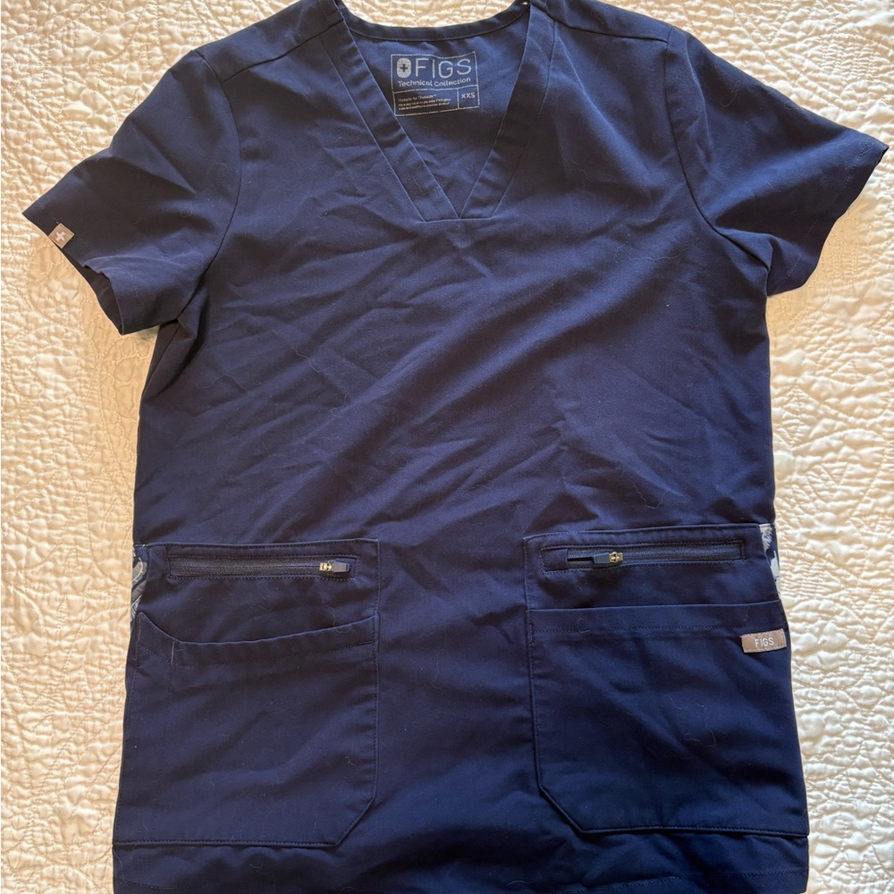 FIGS Navy Accra Scrub Top